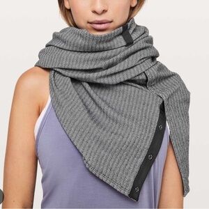 Lululemon vinyasa scarf